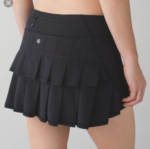 Lululemon Pacesetter skirt skirt black size 2